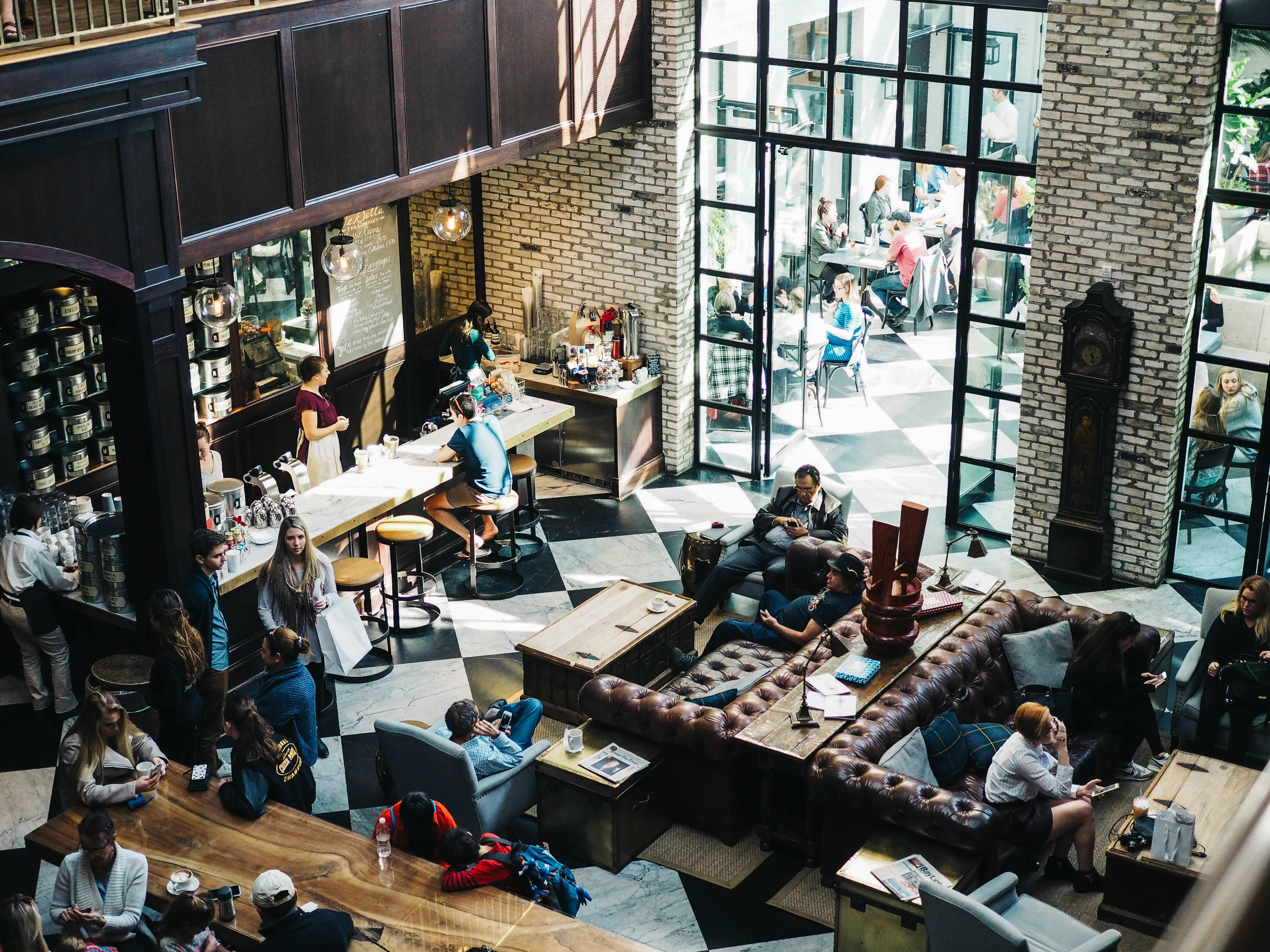 How to Stay Focused in Coffee Shop Environments